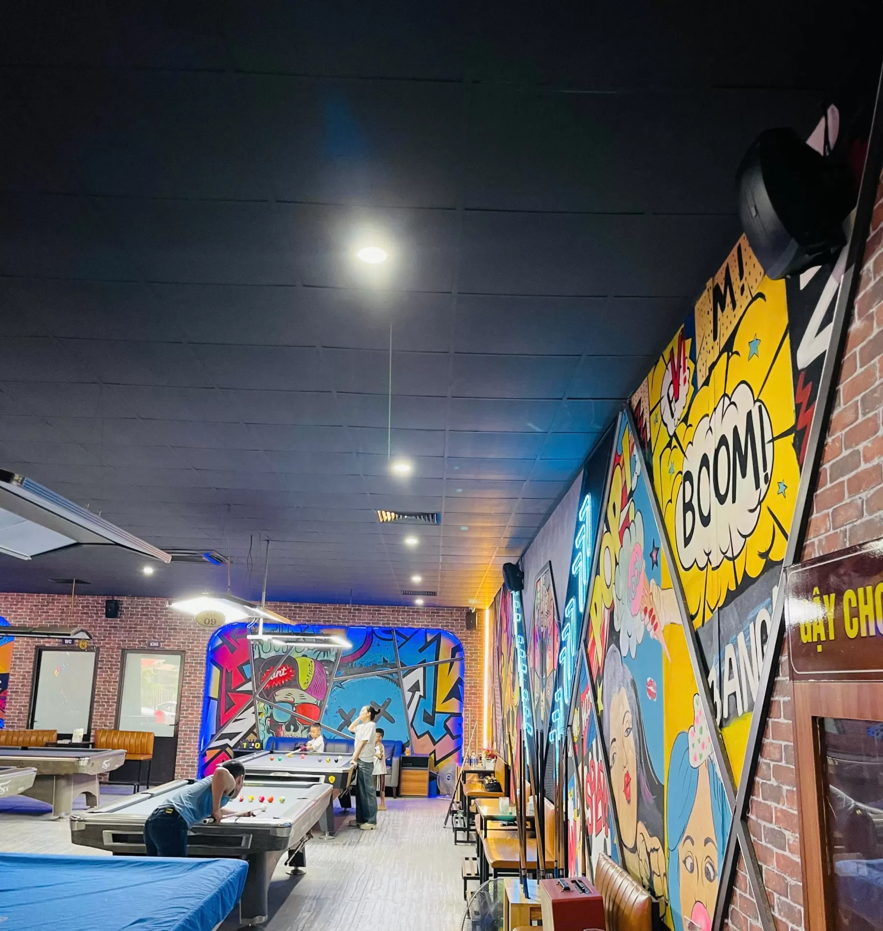 Lắp Đặt Hệ Thống Âm Thanh Quán Bi - A